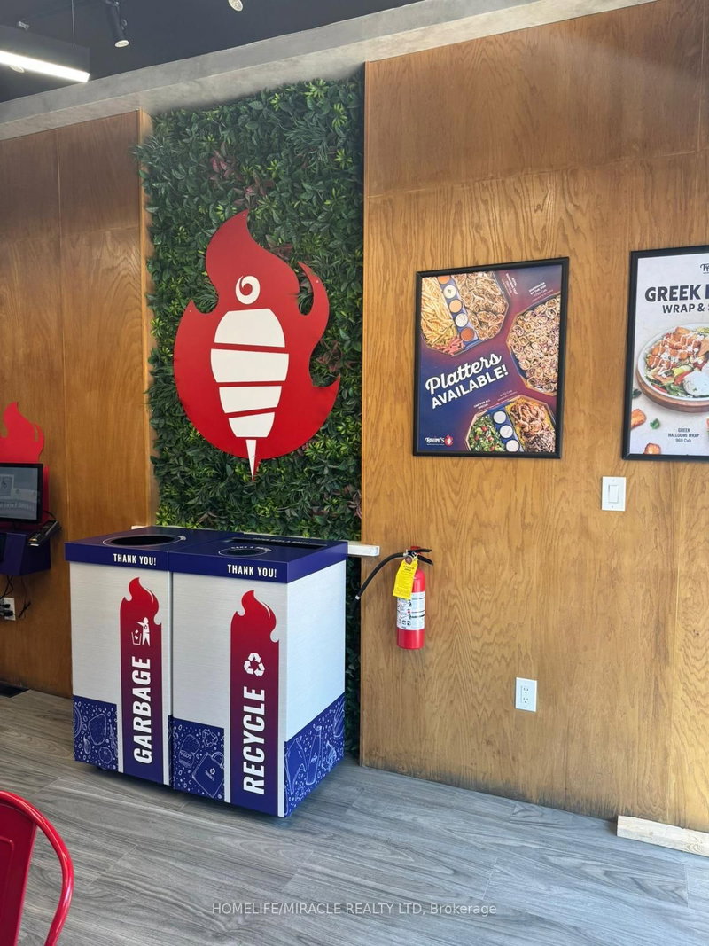 1660 Queen St W, Toronto, M6R 1B2 | Image 3