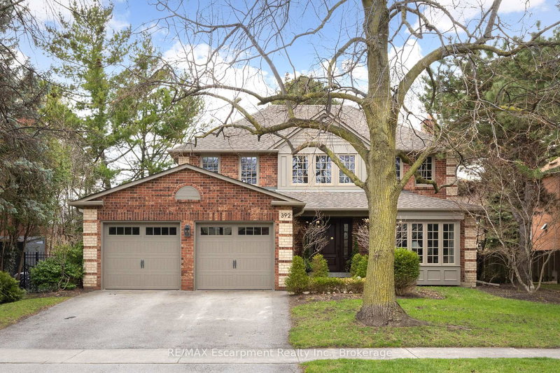 392 Aspen Forest Dr, Oakville, L6J 6H5 | Image 2