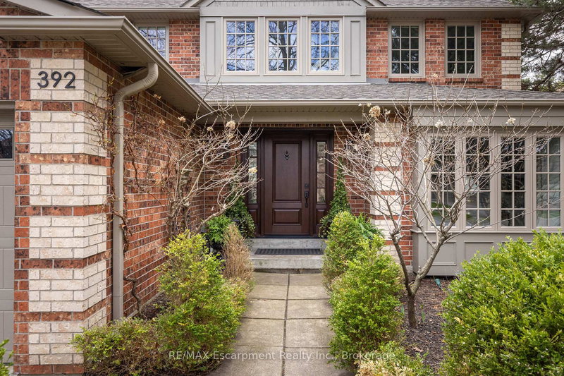 392 Aspen Forest Dr, Oakville, L6J 6H5 | Image 3