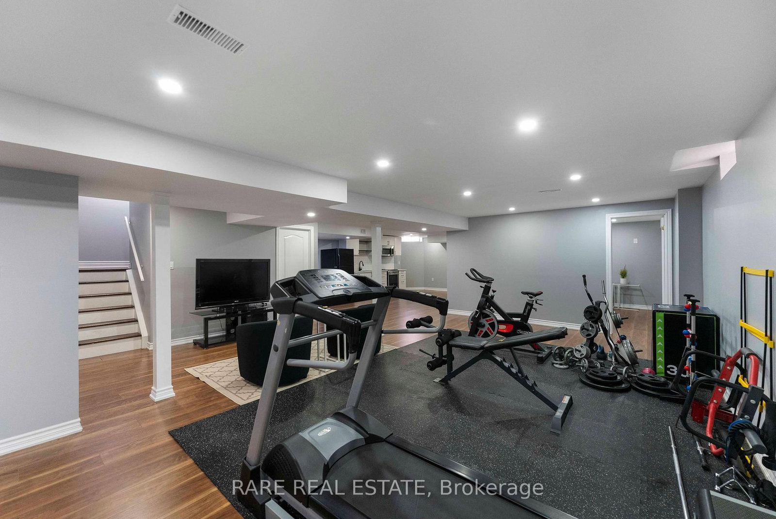 33 SOUTHBEND Drive - Photo 44