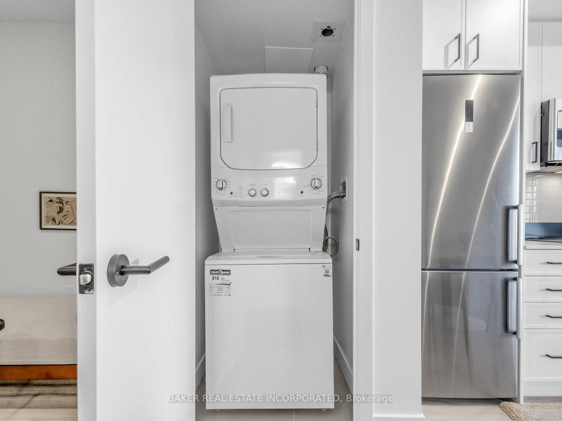 1001 - 758 Dovercourt Rd, Toronto, M6H 0G7 | Image 3