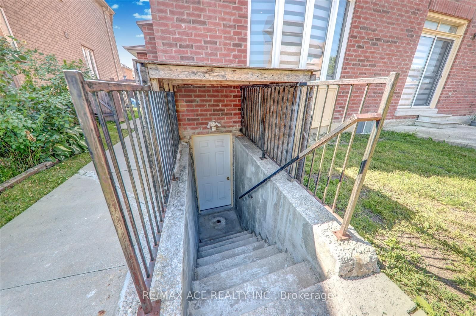 46 Purebrook Crescent - Photo 44