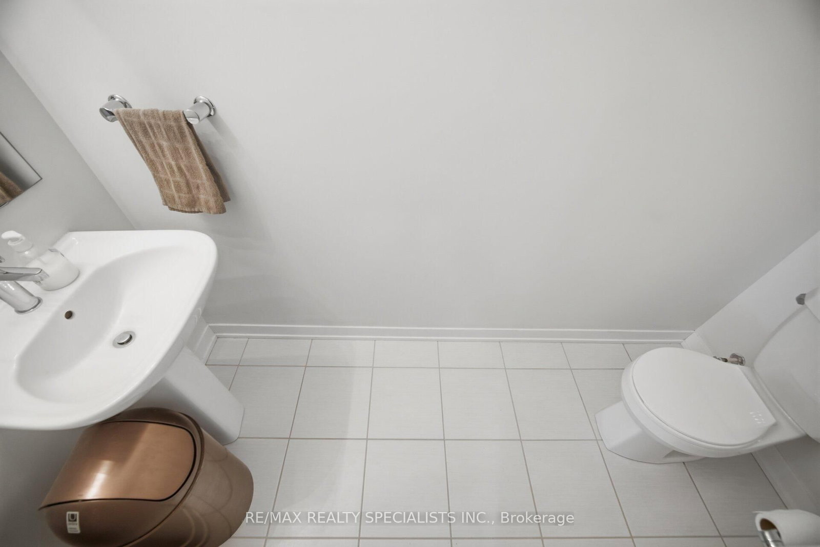 3405 Ridgeway Drive, Unit 21 - Photo 16