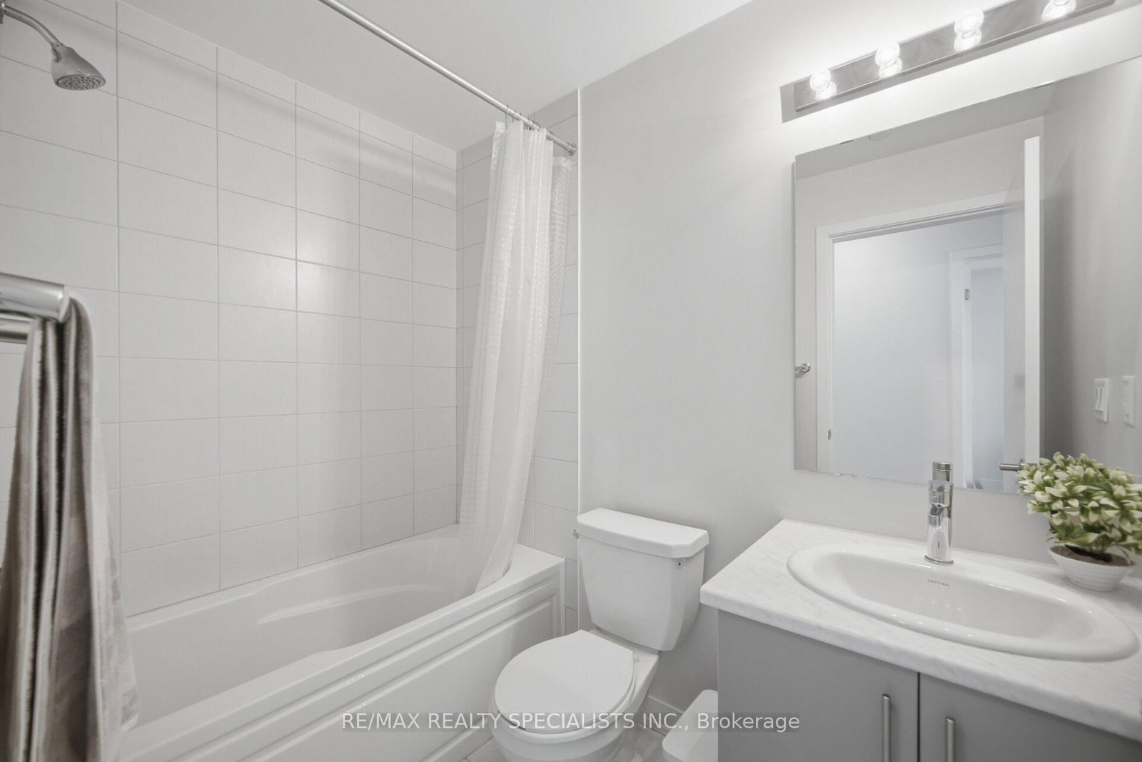 3405 Ridgeway Drive, Unit 21 - Photo 24