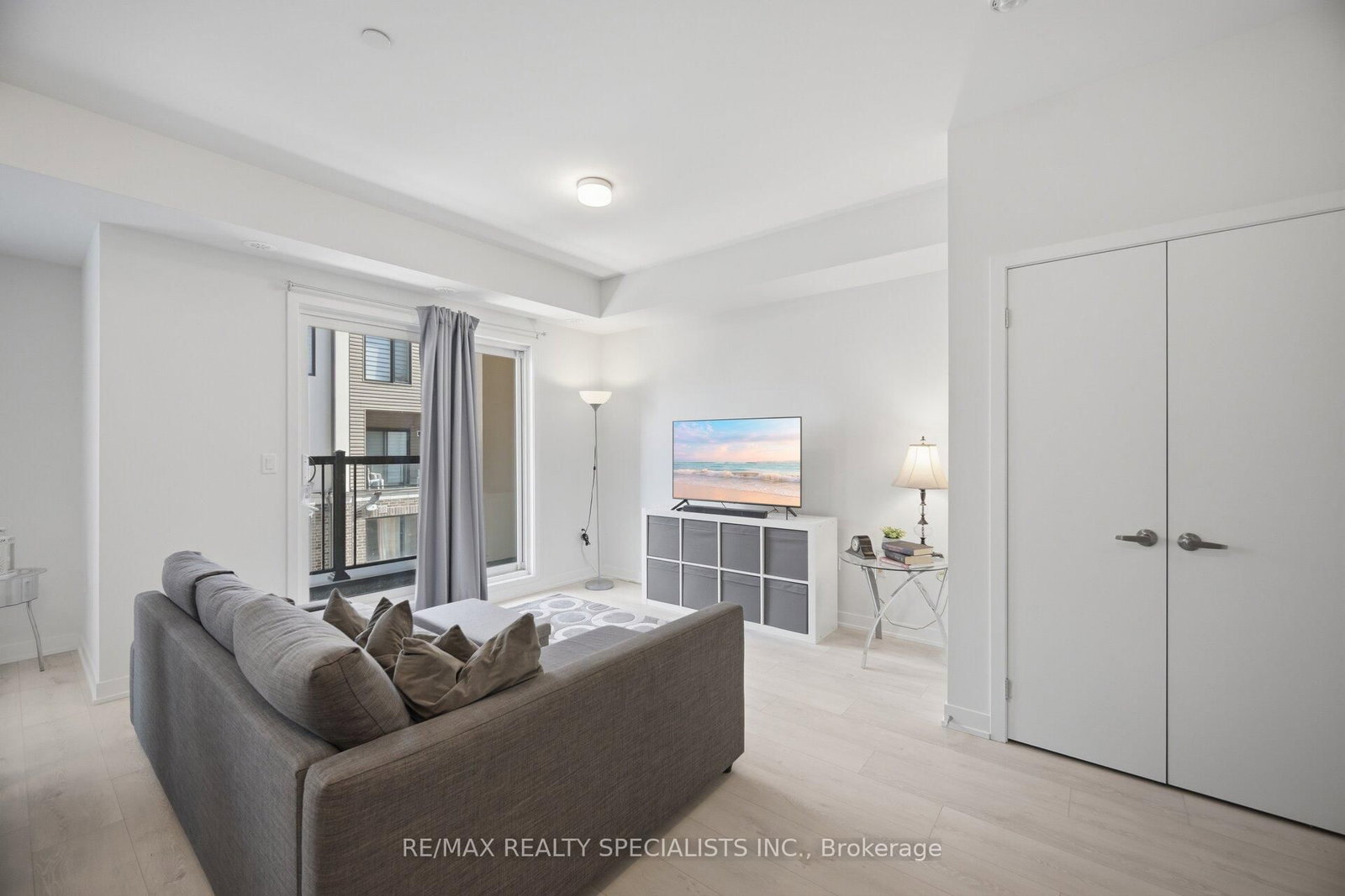 3405 Ridgeway Drive, Unit 21 - Photo 5