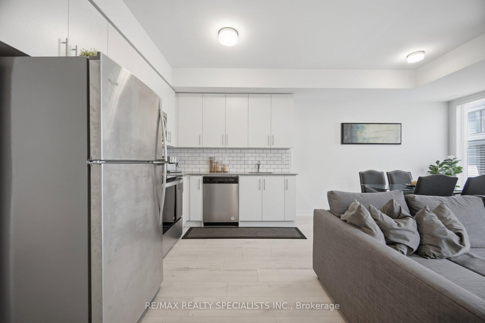 3405 Ridgeway Drive, Unit 21 - Photo 7