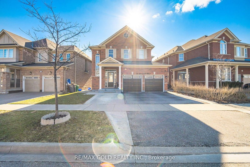 38 Leadenhall Rd, Brampton, Ontario