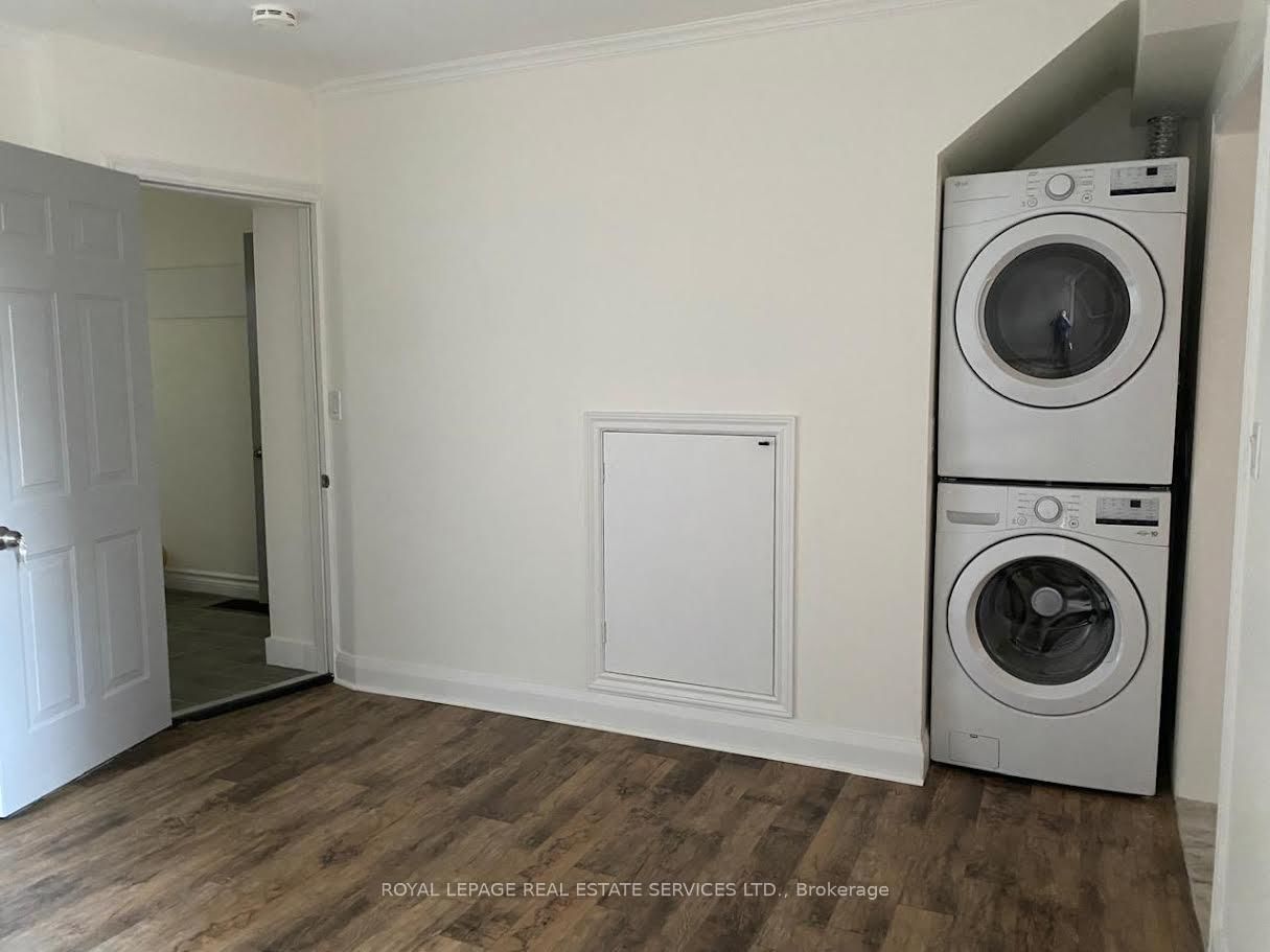 37 Gillespie Avenue, Unit Main Floor - Photo 12