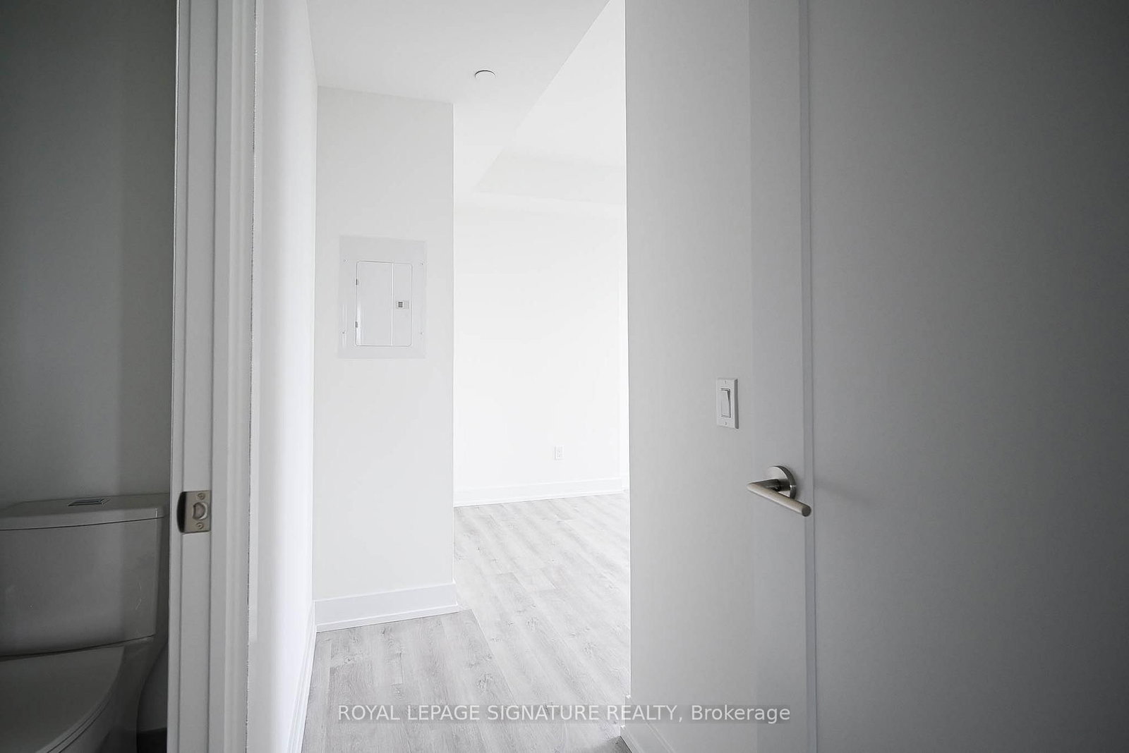 60 Central Park Roadway, Unit 1813 - Photo 13