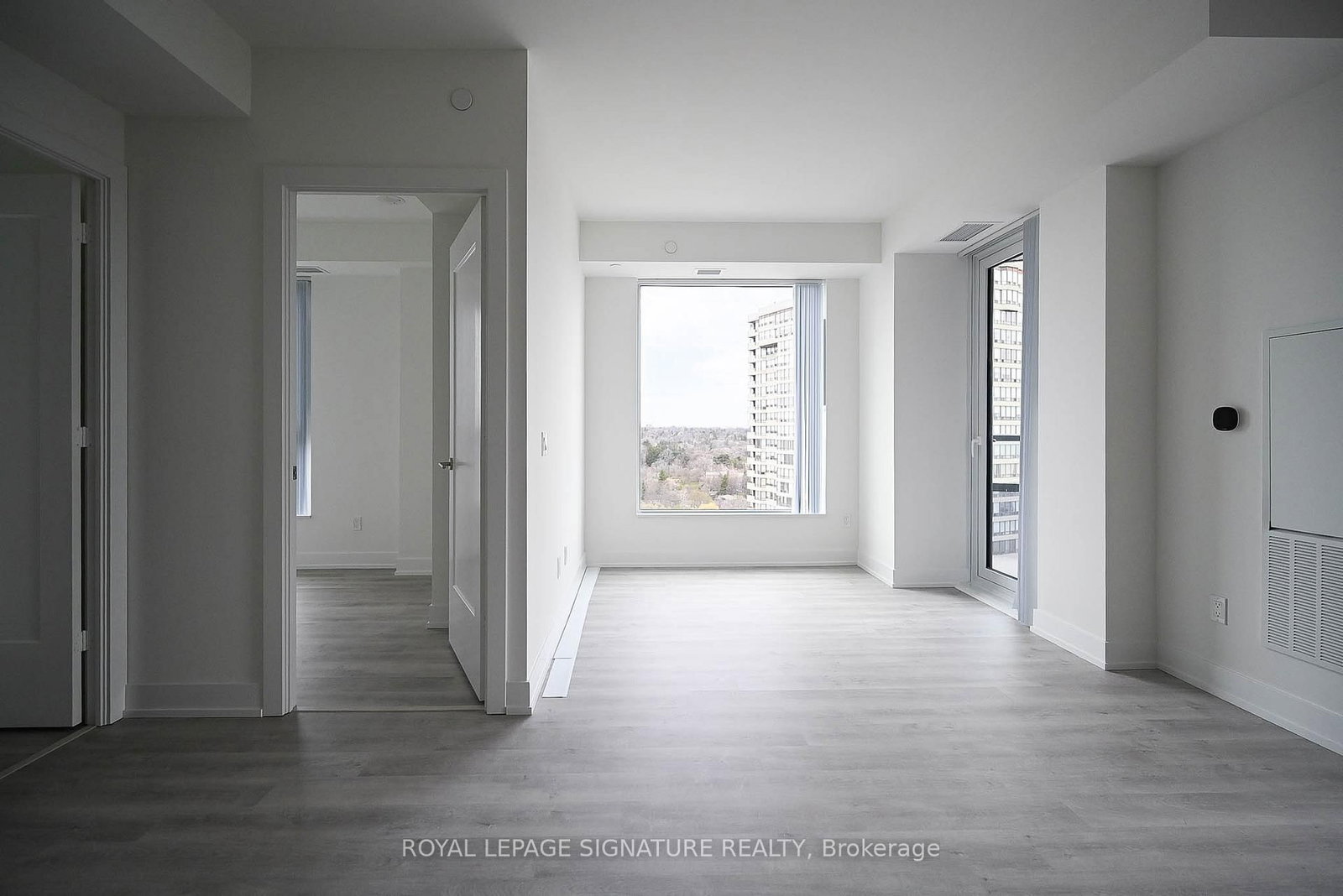 60 Central Park Roadway, Unit 1813 - Photo 4