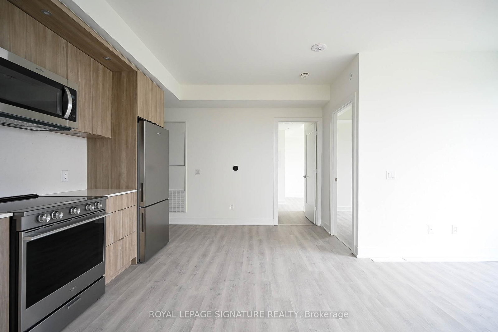 60 Central Park Roadway, Unit 1813 - Photo 6