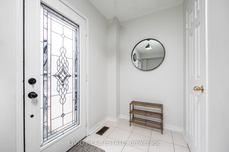 91 Odoardo Di Santo Circ, Toronto, M3L 0C4 | Image 3