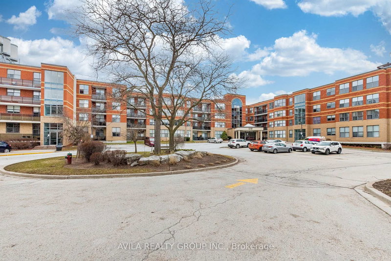 409 - 2199 Sixth Line, Oakville, L6H 5V3 | Image 2