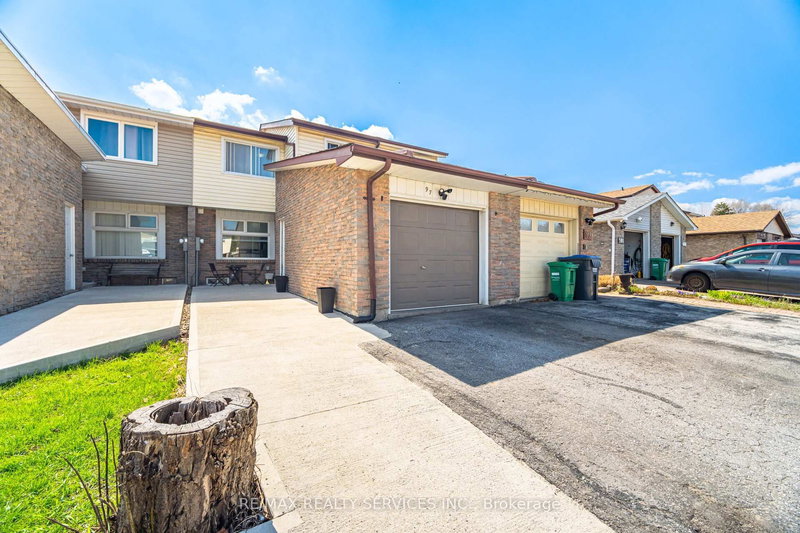 97 Greene Dr, Brampton, L6V 2P2 | Image 2