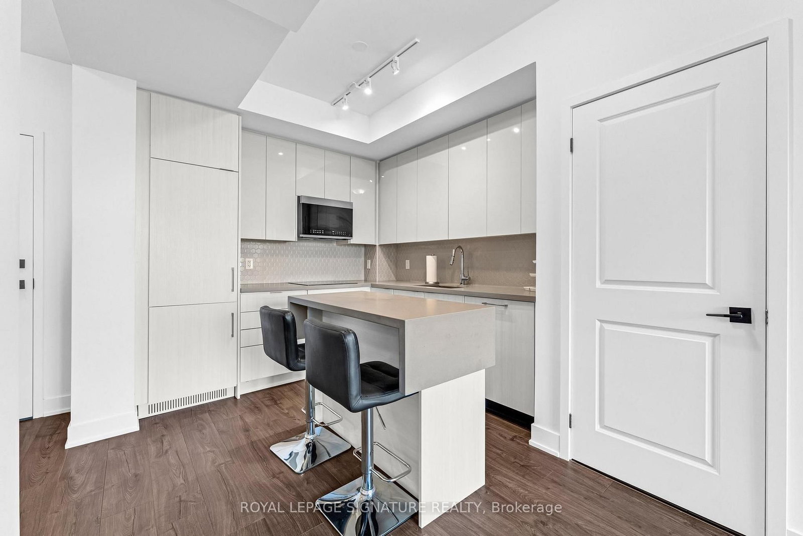 2489 Taunton Road, Unit 917 - Photo 12