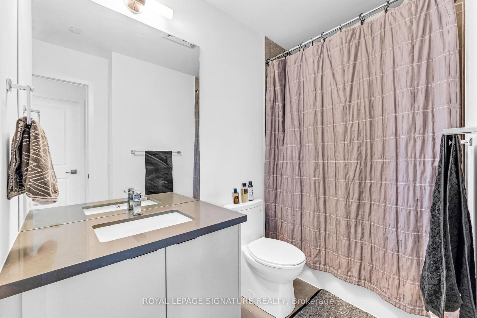 2489 Taunton Road, Unit 917 - Photo 17