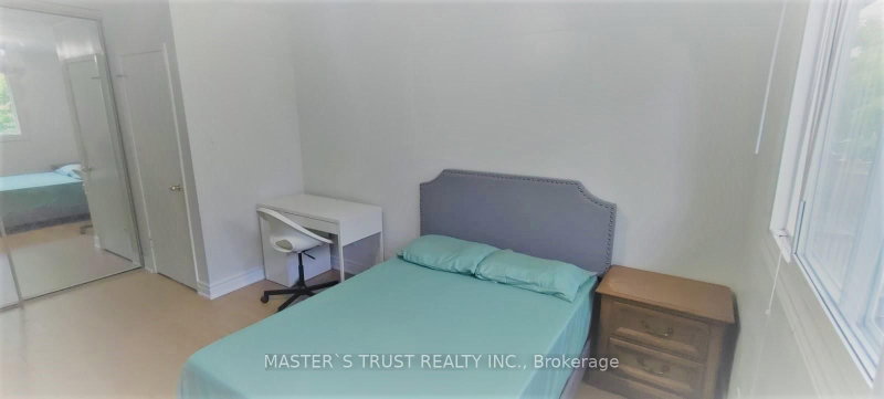 Rm 1 - 95 Orsett Street