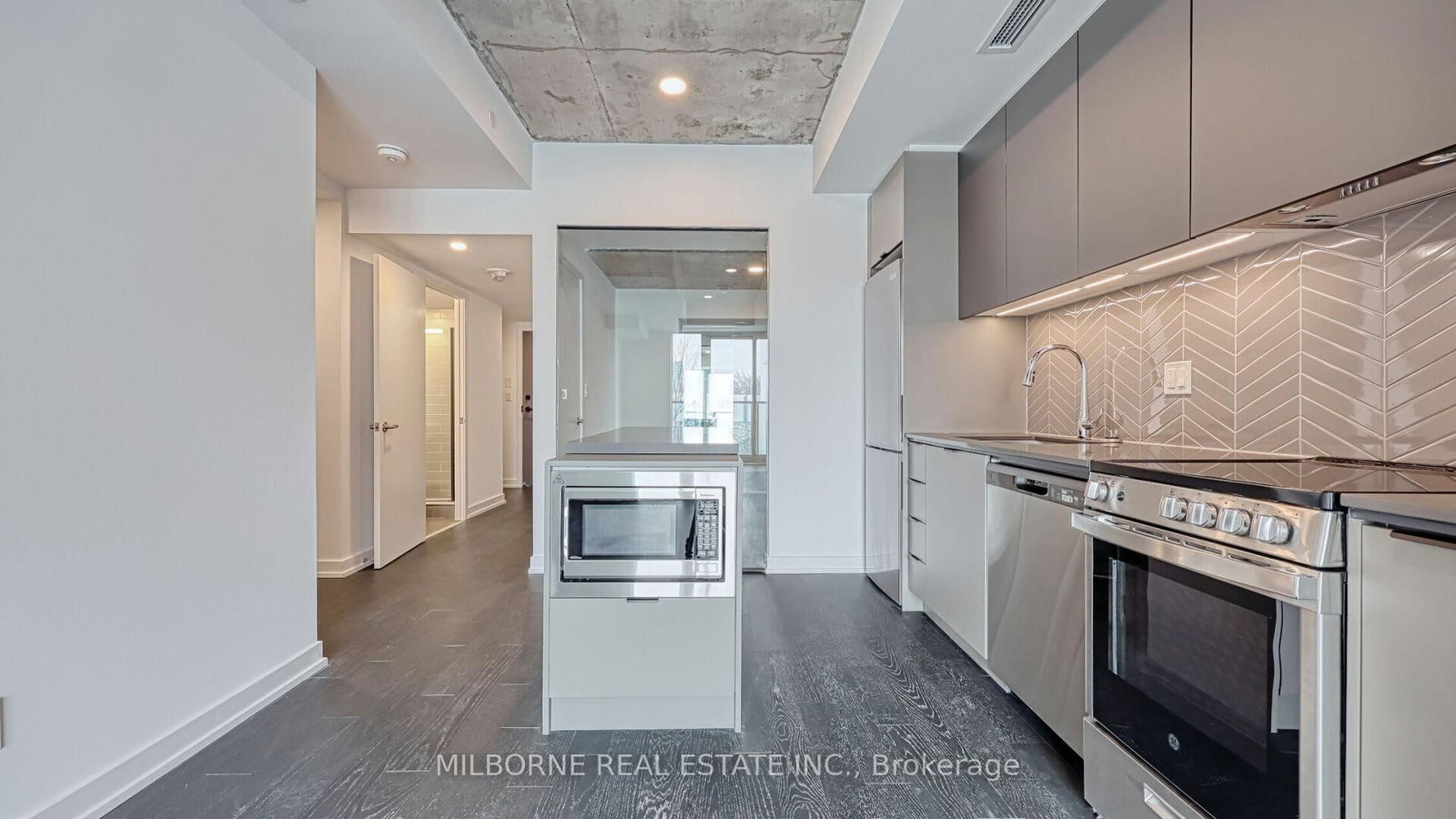 57 Brock Avenue, Unit 210 - Photo 17