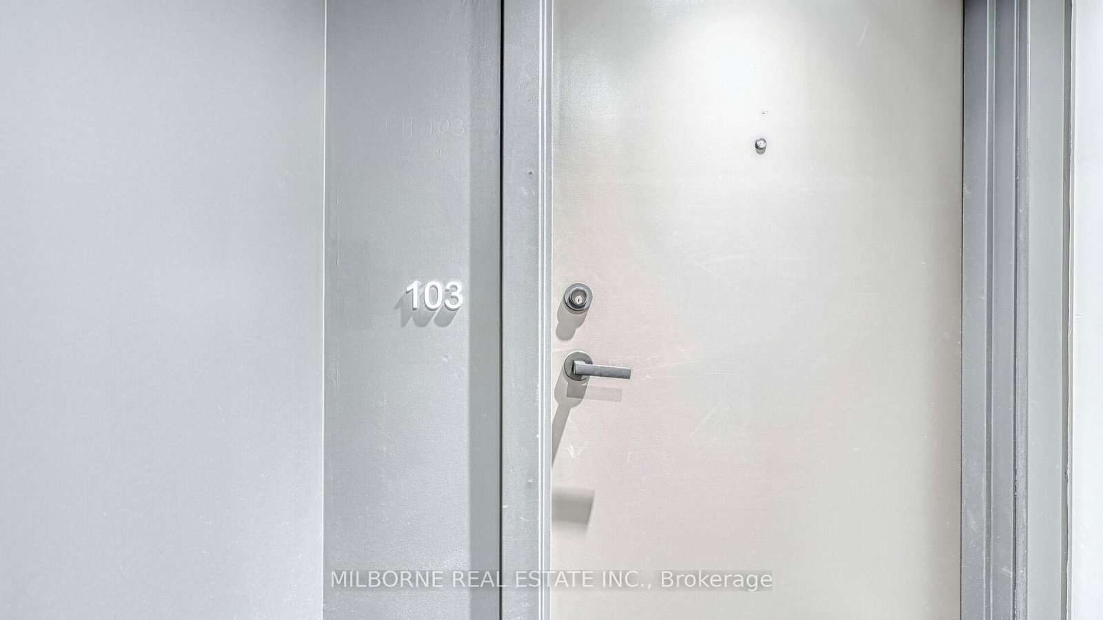 57 Brock Avenue, Unit TH 103 - Photo 11