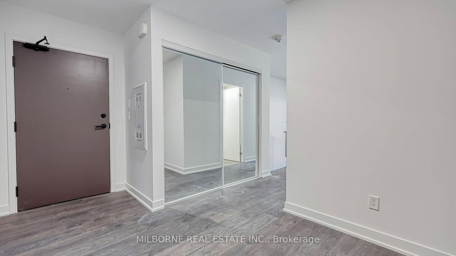 57 Brock Avenue, Unit TH 103 - Photo 13