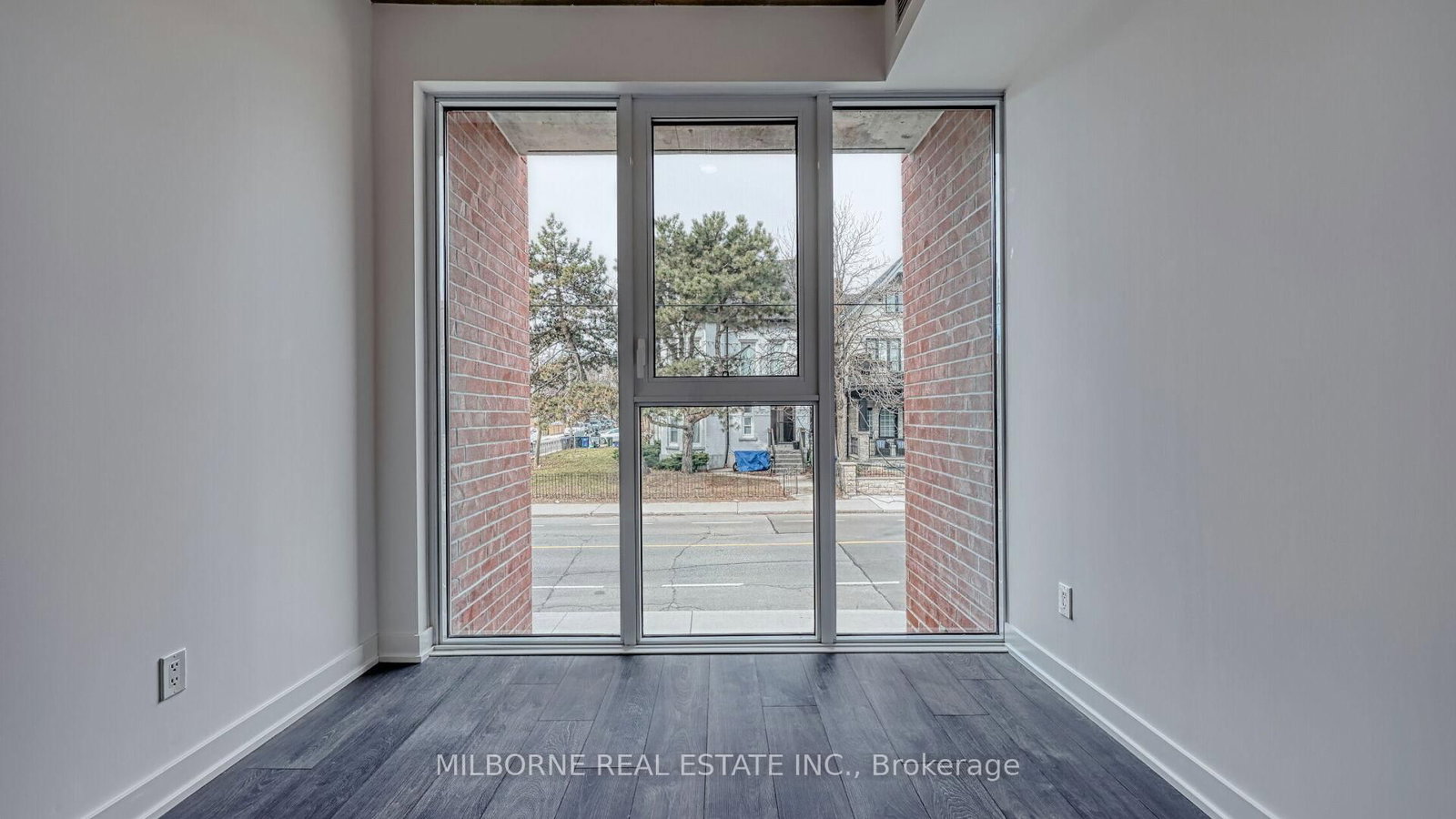 57 Brock Avenue, Unit TH 103 - Photo 27