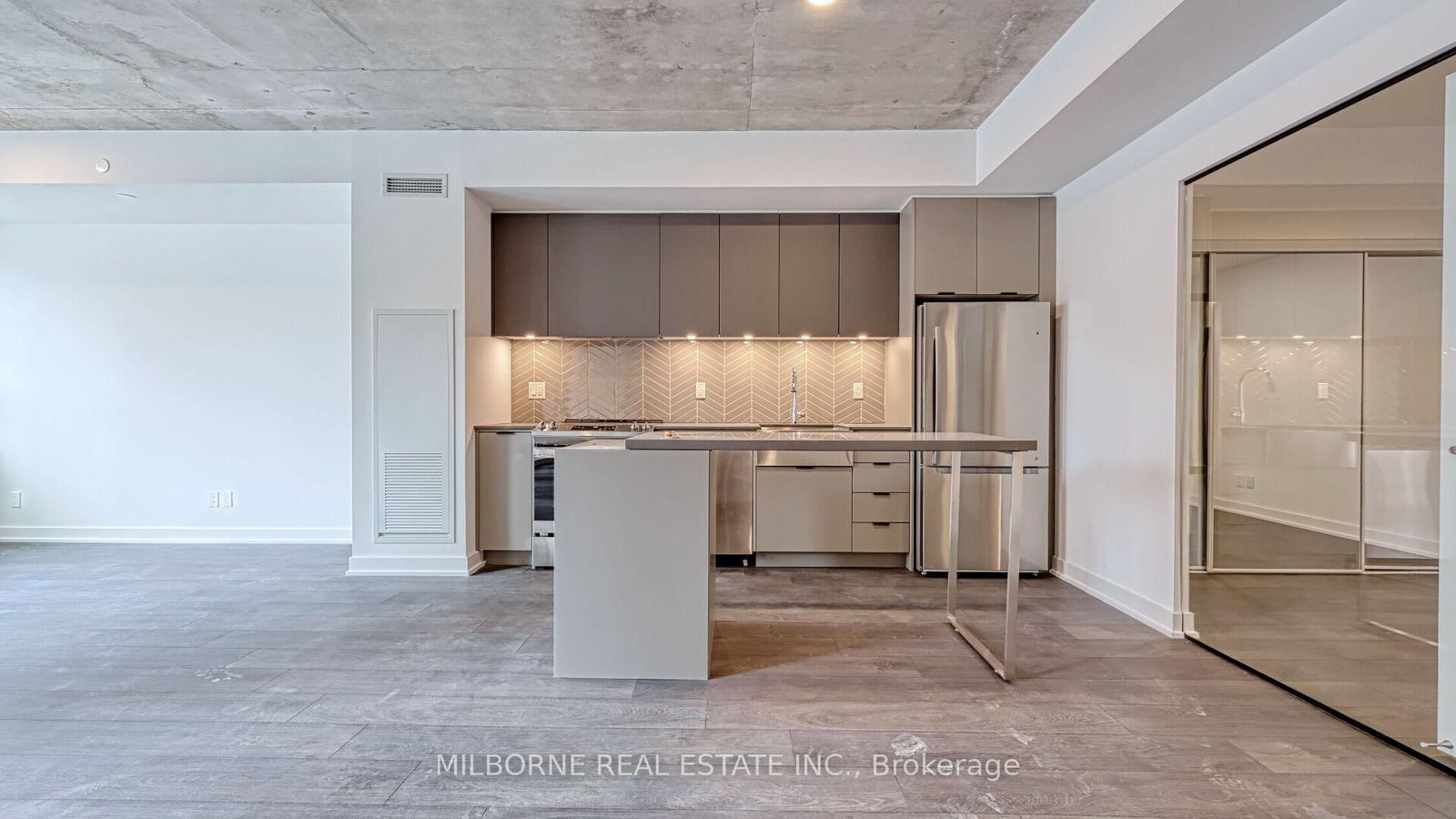 57 Brock Avenue, Unit TH 103 - Photo 29