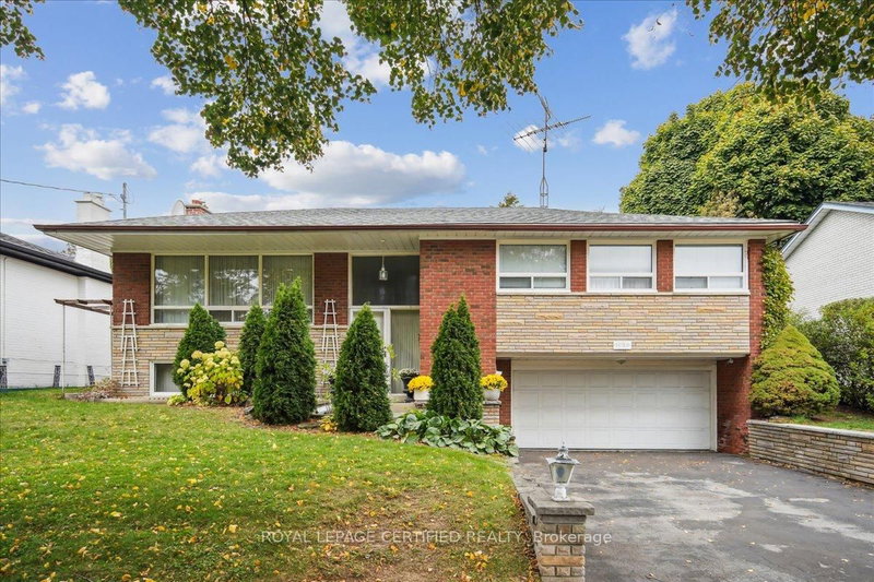 1639 Sunnycove Dr, Mississauga, L4X 1B6 | Image 3