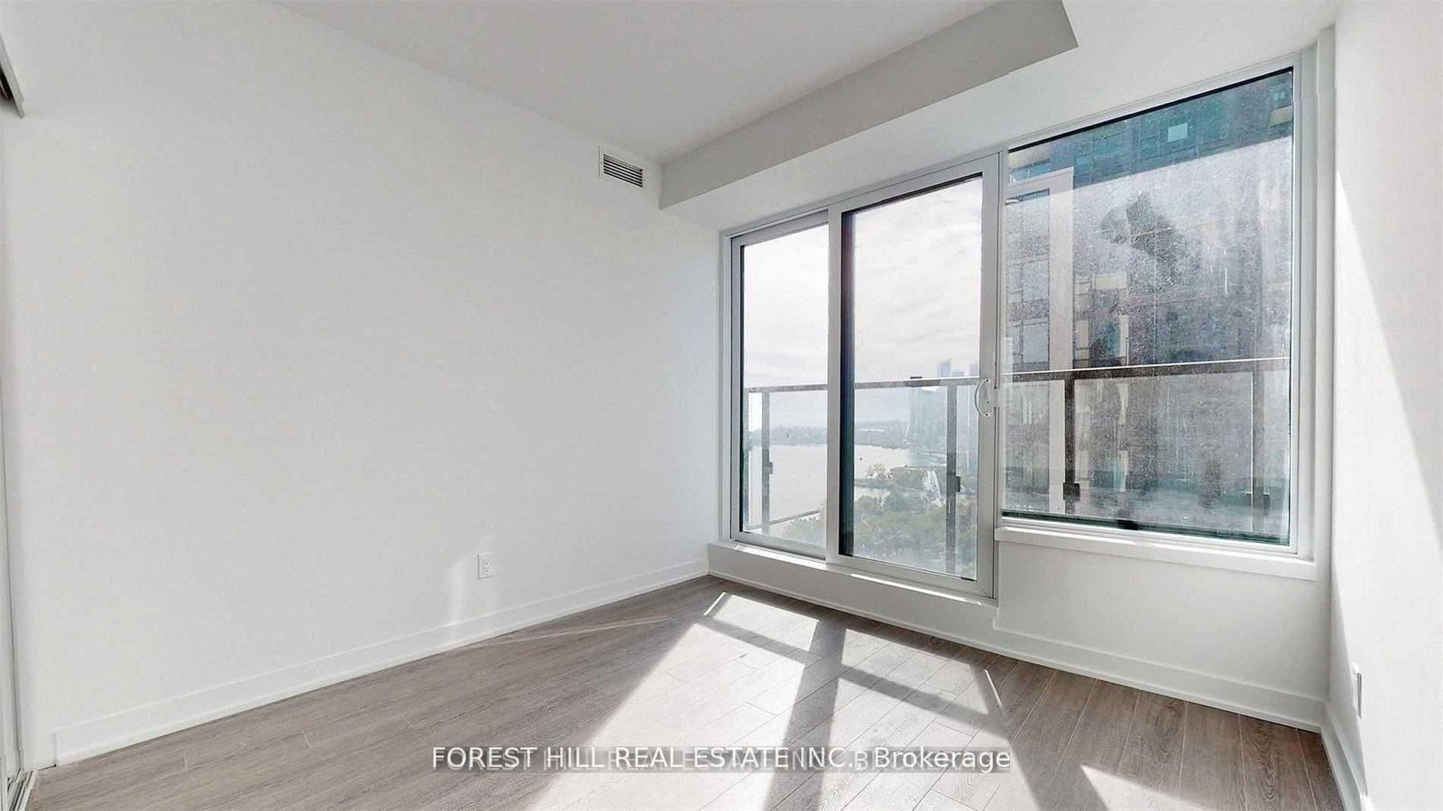 1926 Lake Shore Boulevard W, Unit 2910 - Photo 5