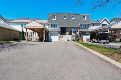 70 Courtleigh Sq | Brampton | Image