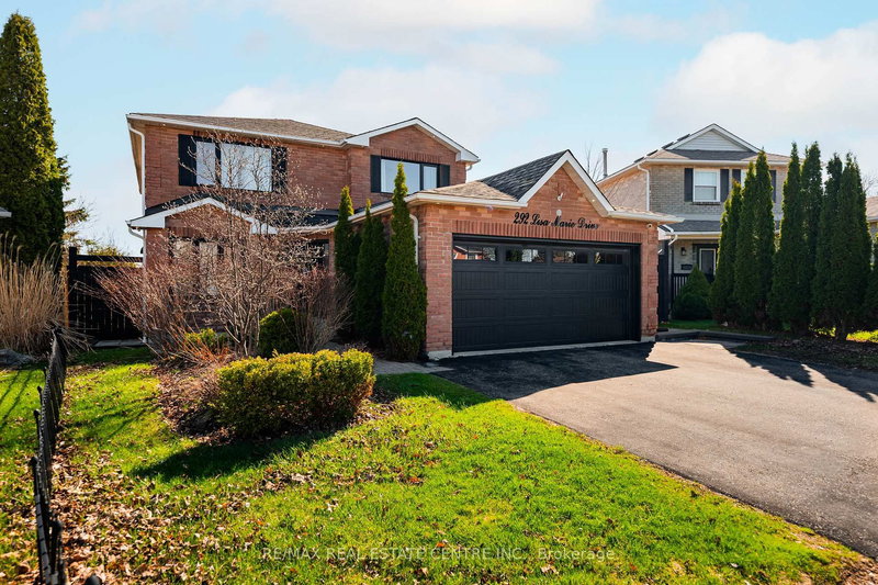 292 Lisa Marie Dr, Orangeville, L9W 4P4 | Image 2