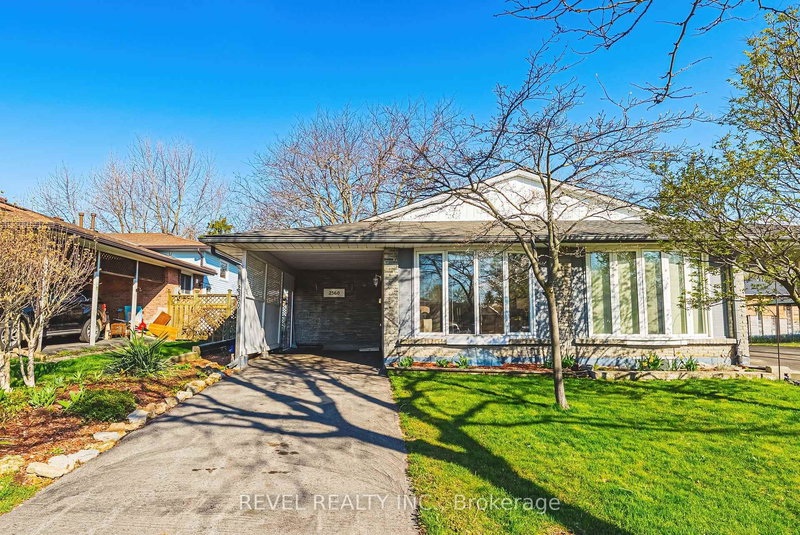 2360 Greenbank Tr, Burlington, L7P 3S8 | Image 3