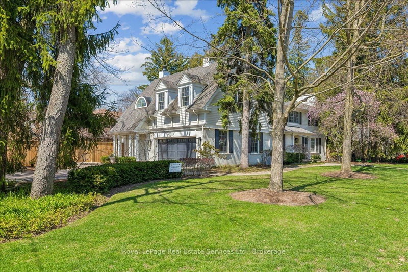 445 MacDonald Rd, Oakville, L6J 2B7 | Image 2