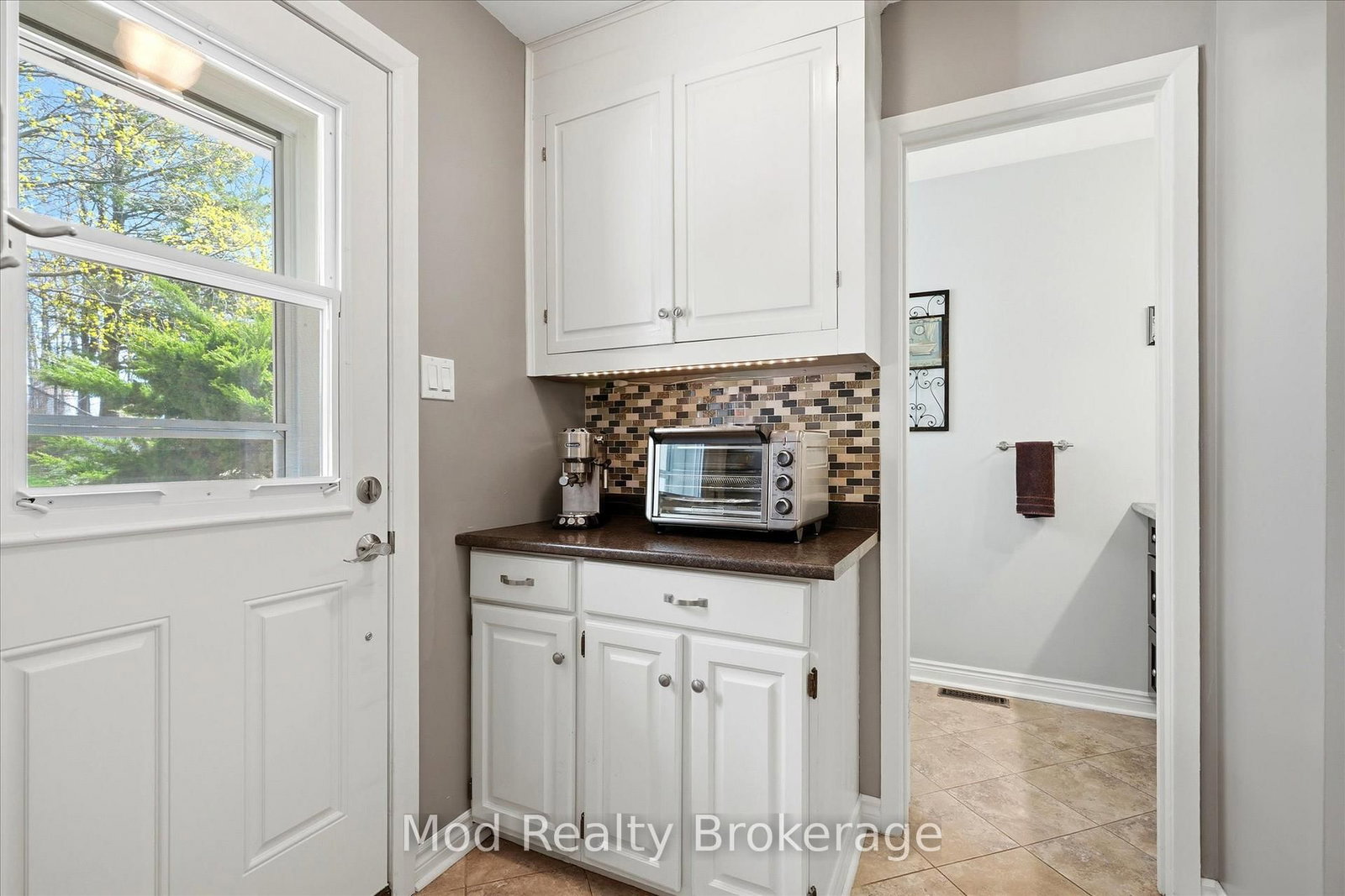 3070 Northview Crescent - Photo 16