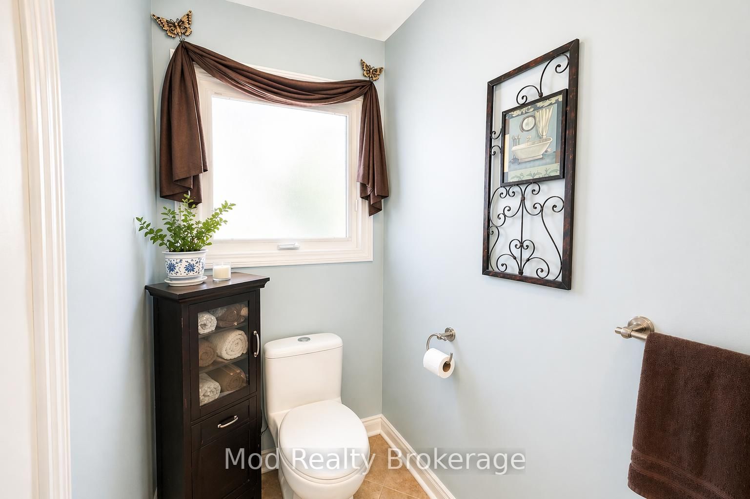 3070 Northview Crescent - Photo 18