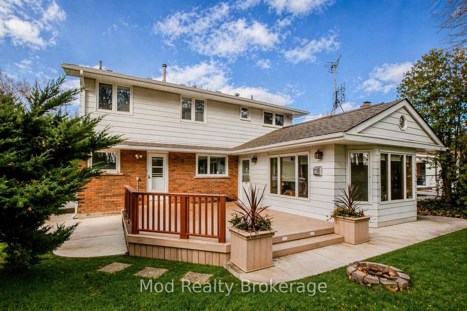 3070 Northview Crescent - Photo 30