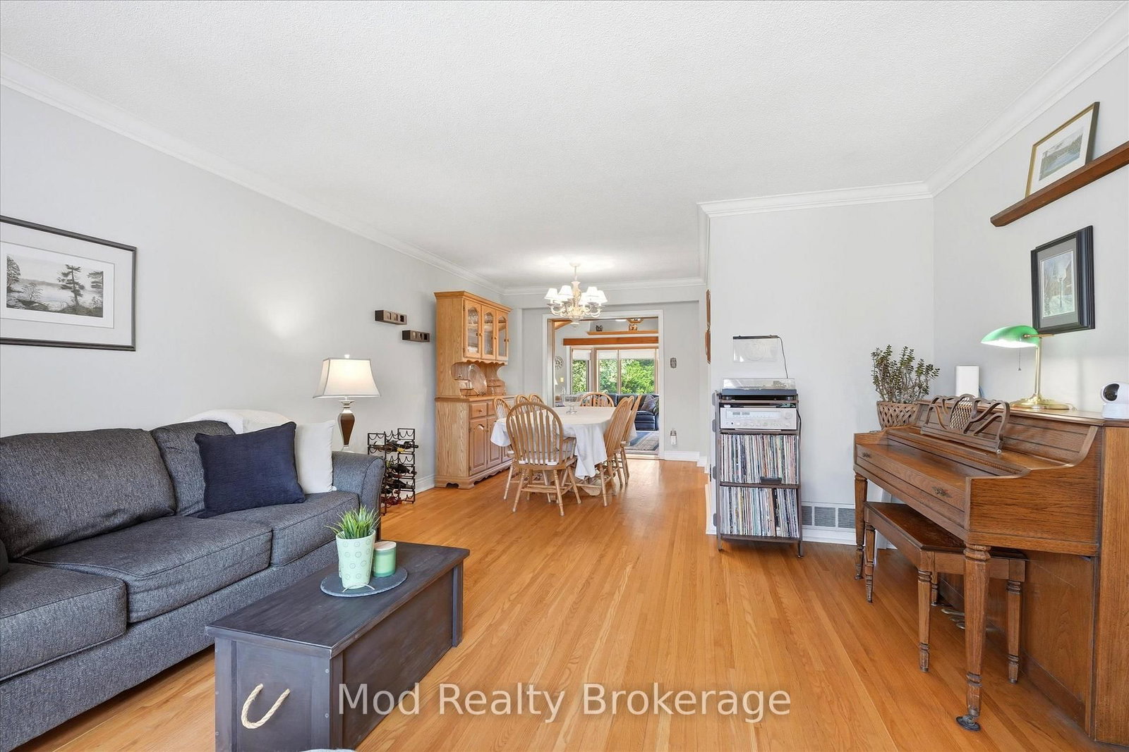 3070 Northview Crescent - Photo 7