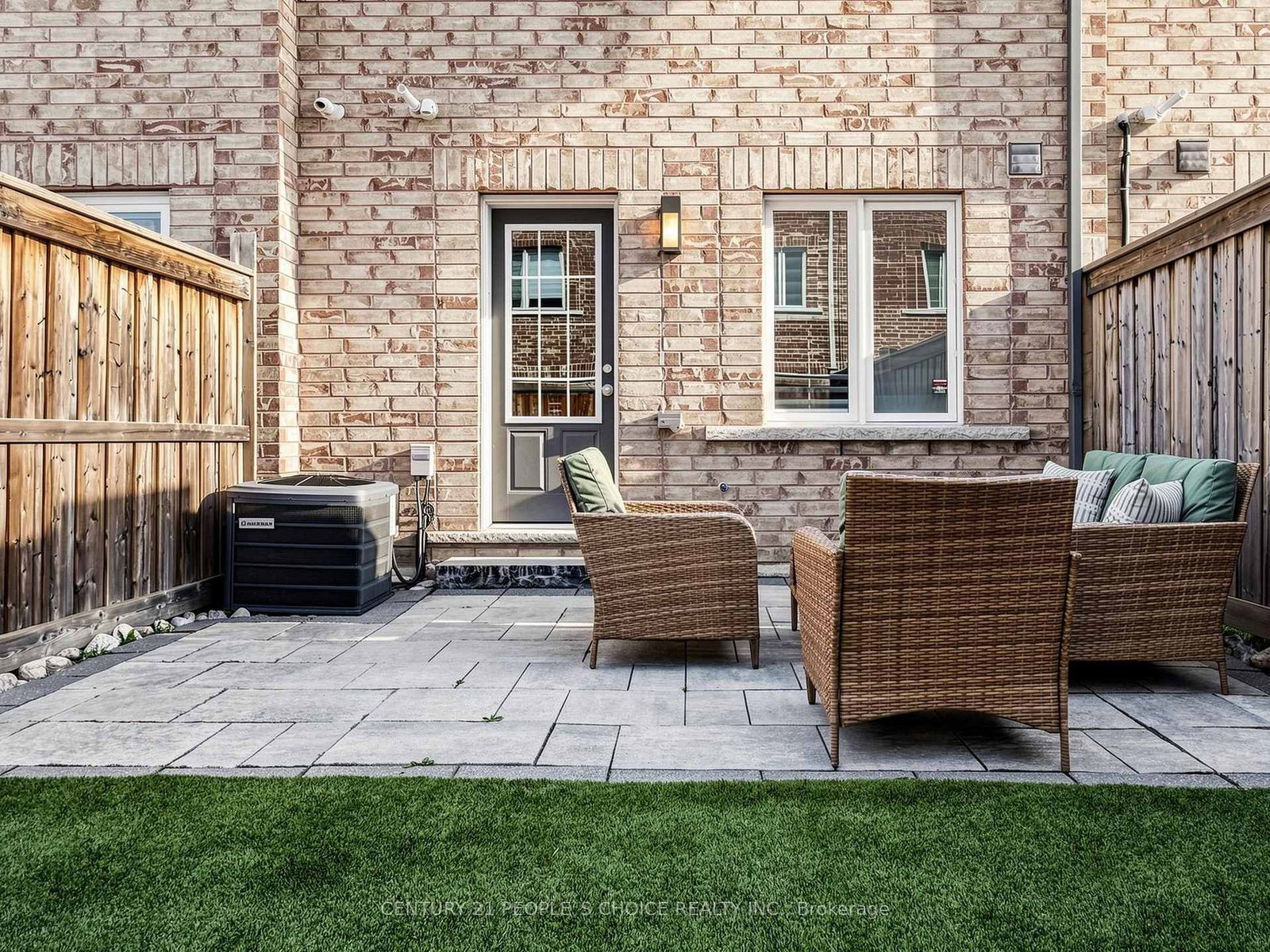 1321 Granrock Crescent - Photo 40