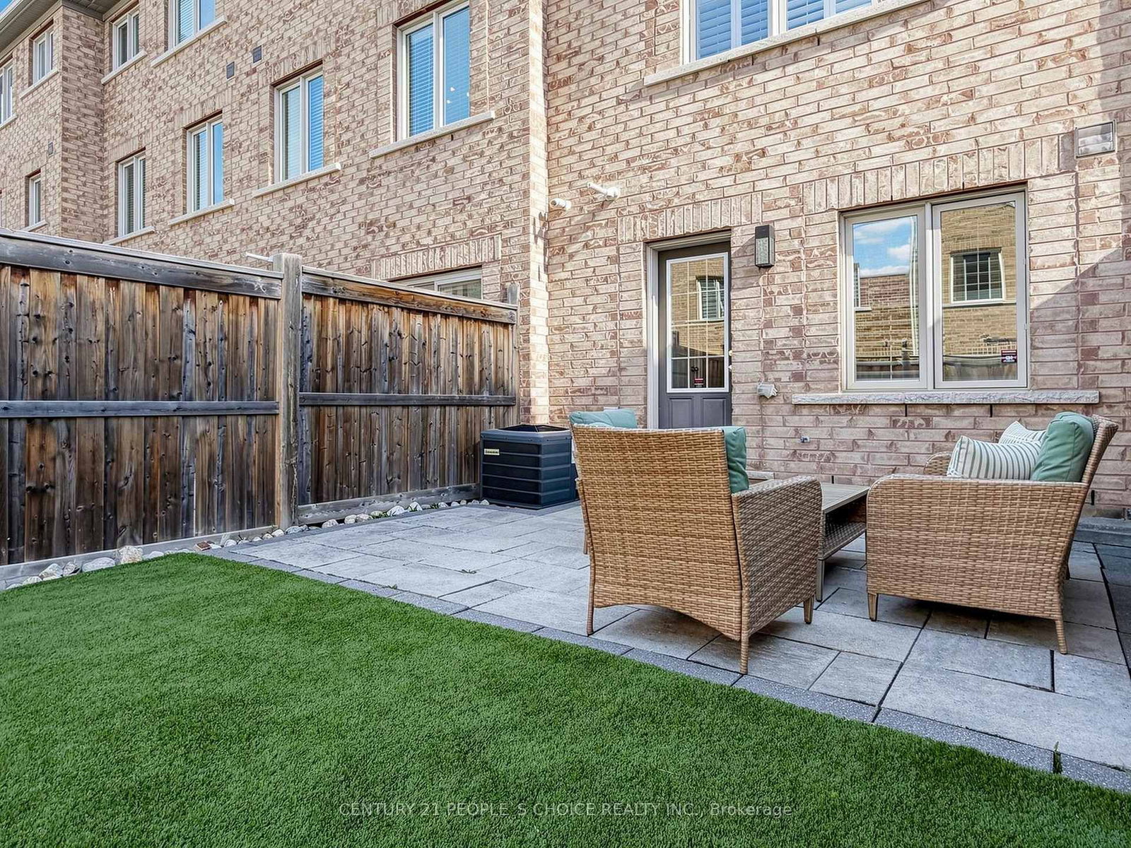 1321 Granrock Crescent - Photo 43