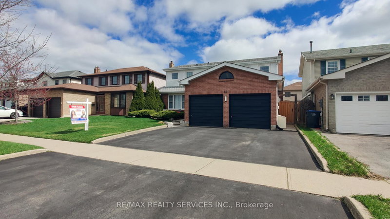 49 Mikado Cres, Brampton, L6S 3R5 | Image 2