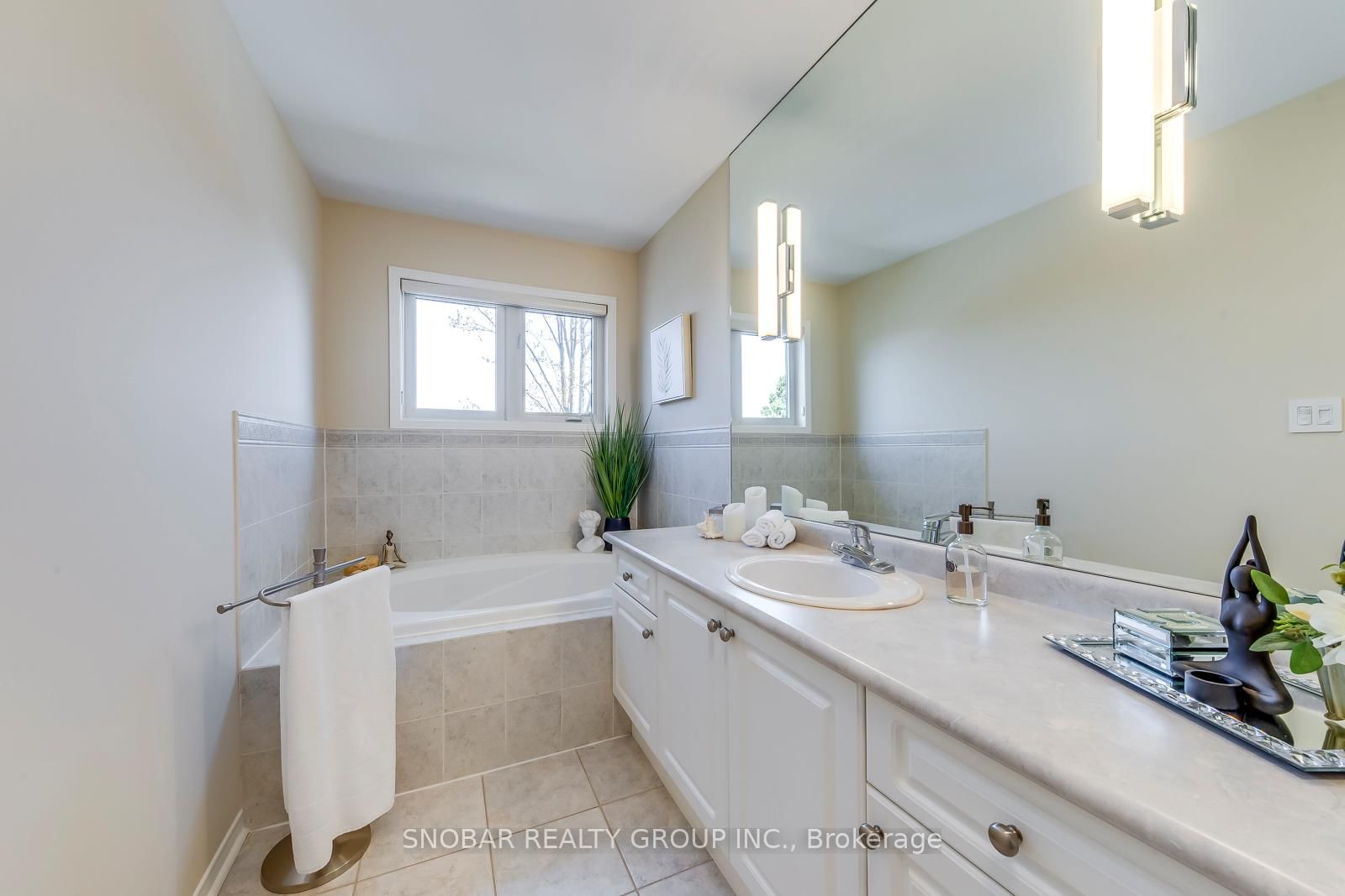 470 Faith Drive, Unit 31 - Photo 22