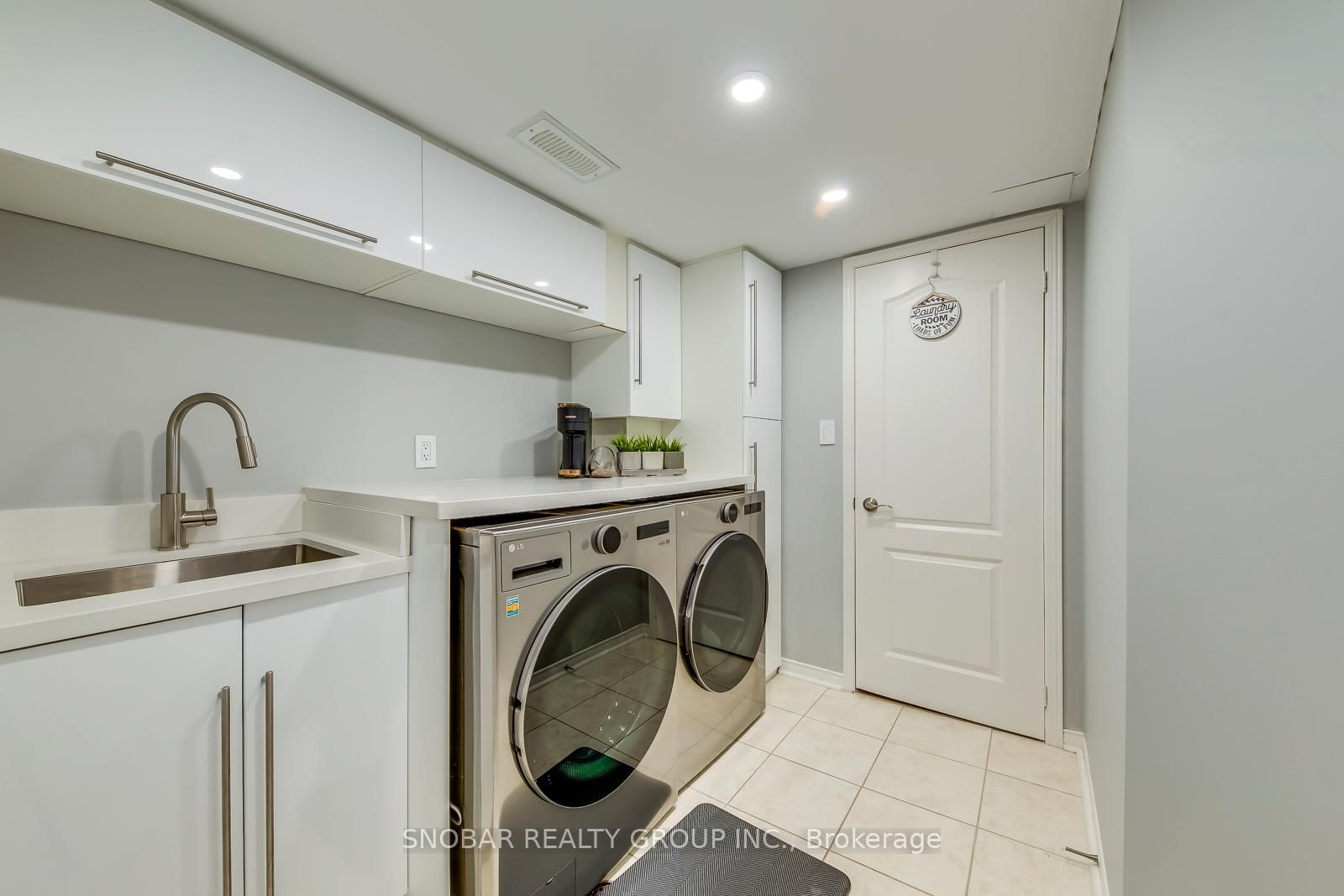 470 Faith Drive, Unit 31 - Photo 32