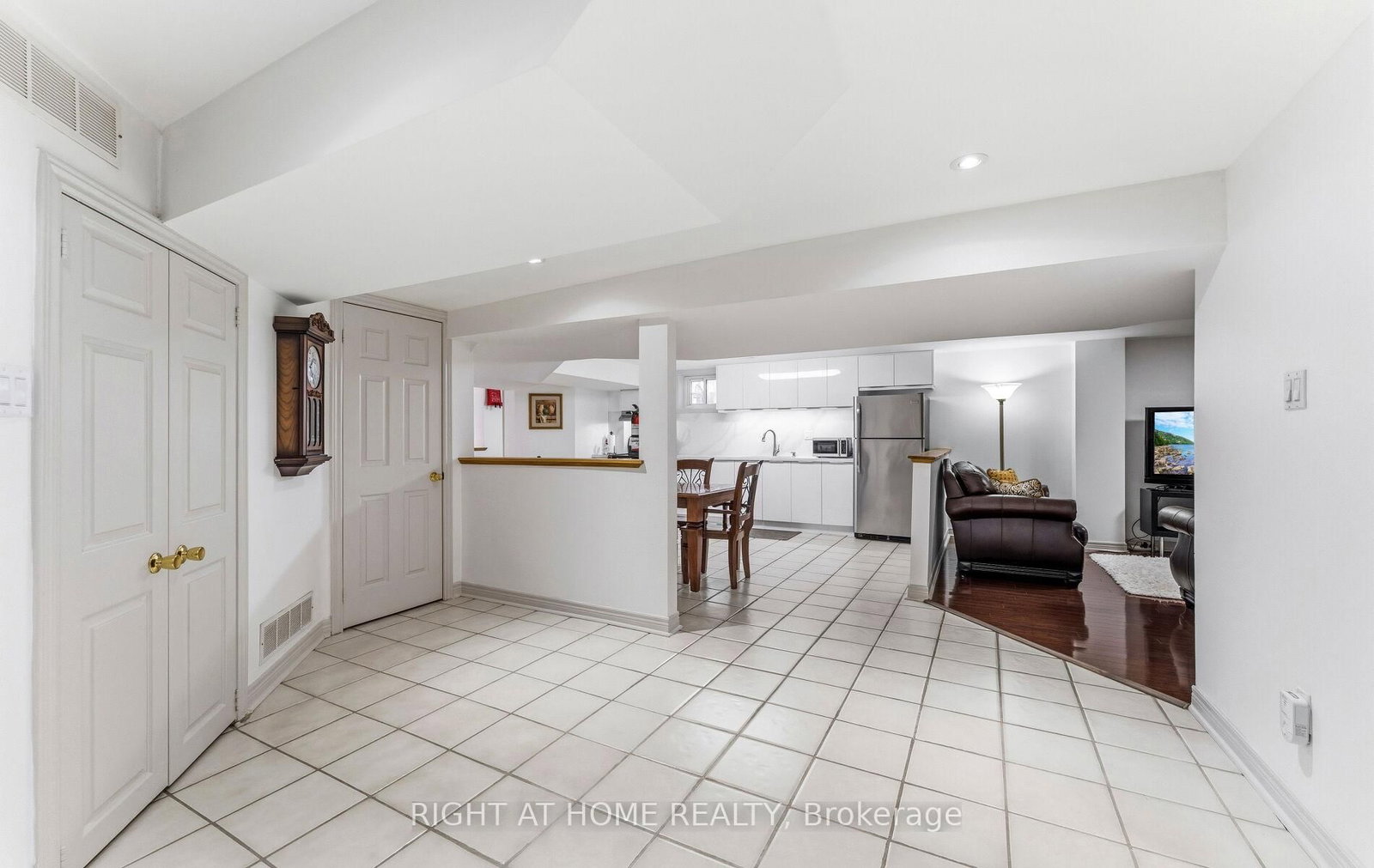 1665 Asgard Drive - Photo 33