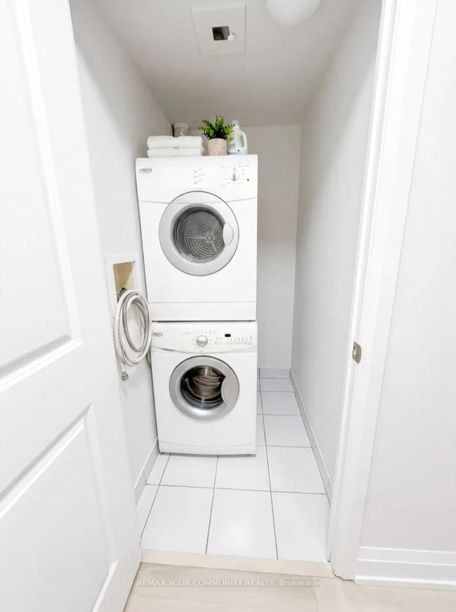 55 De Boers Drive, Unit 701 - Photo 10