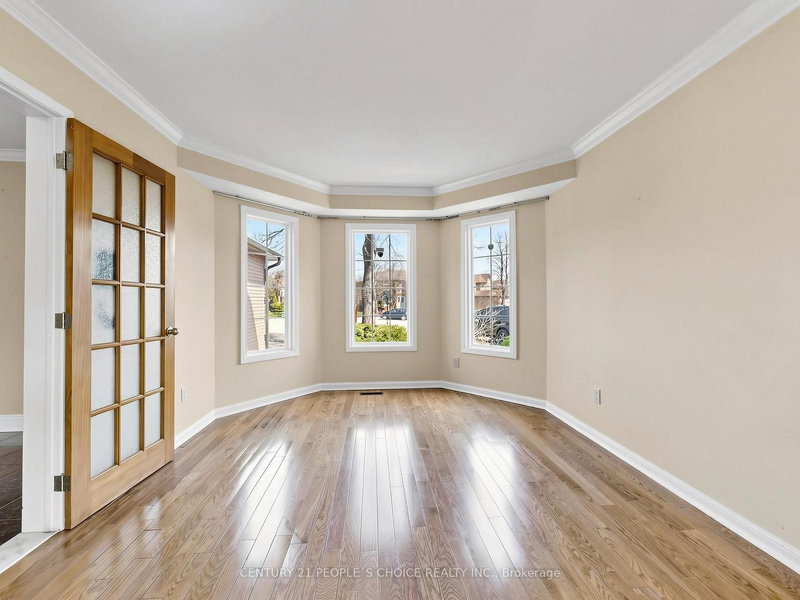 5714 Colby Crt, Mississauga, L5M 4S7 | Image 3