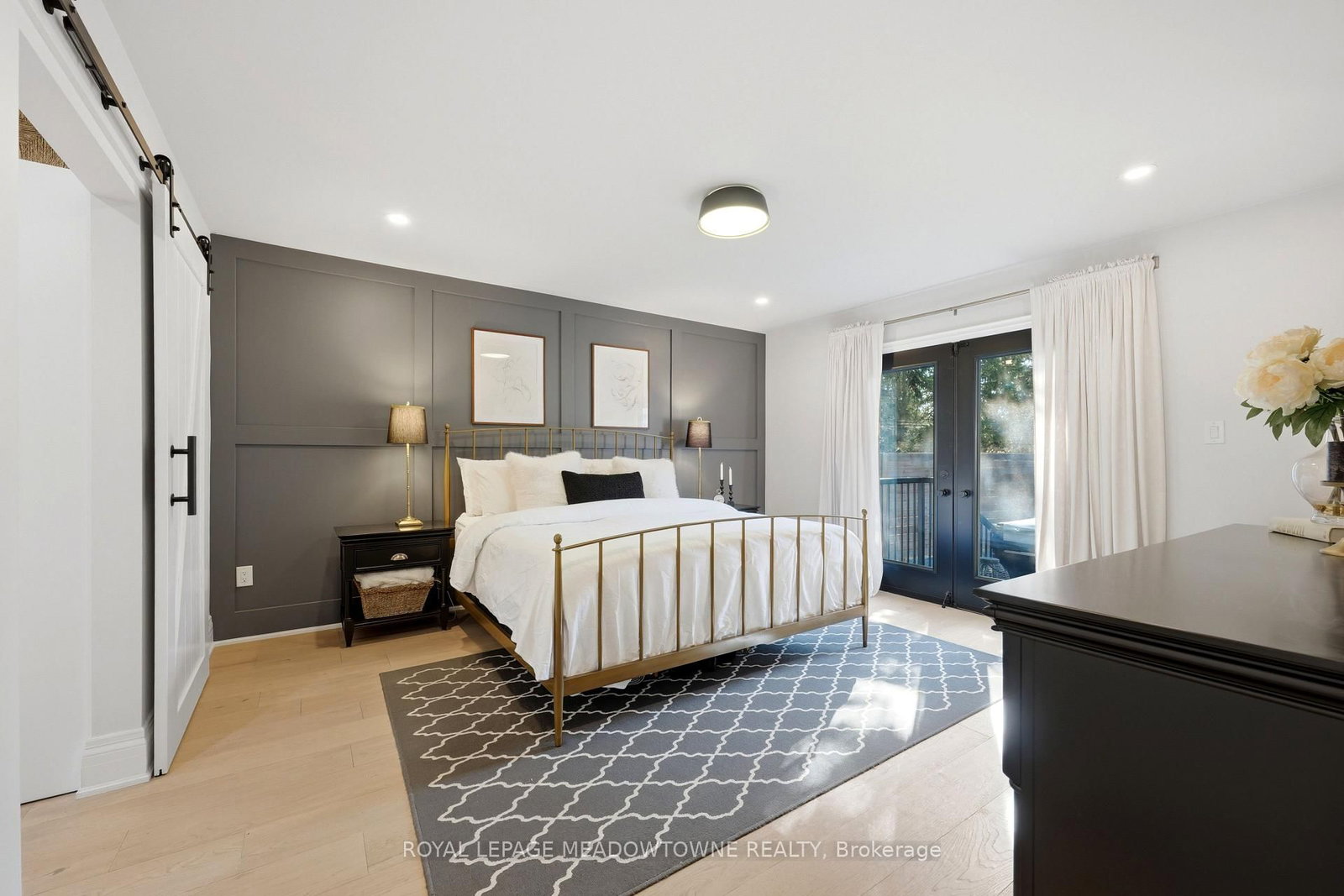 10916 22nd Side Road - Photo 16