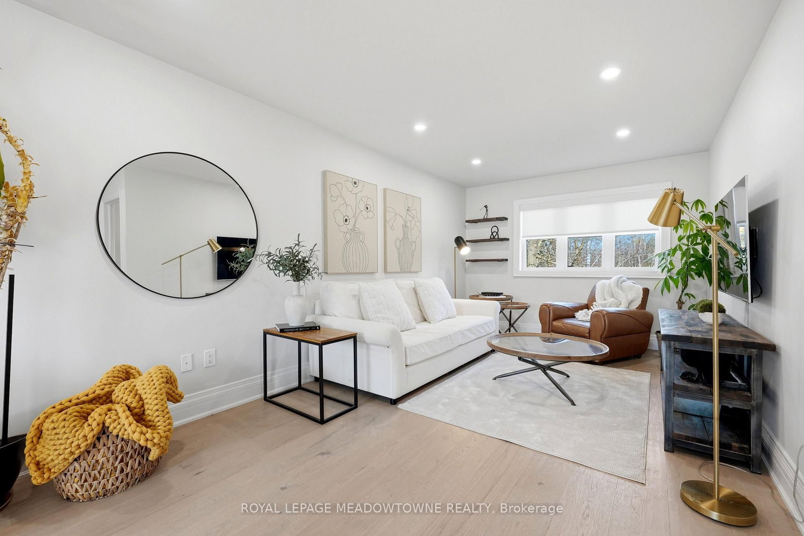 10916 22nd Side Road - Photo 25