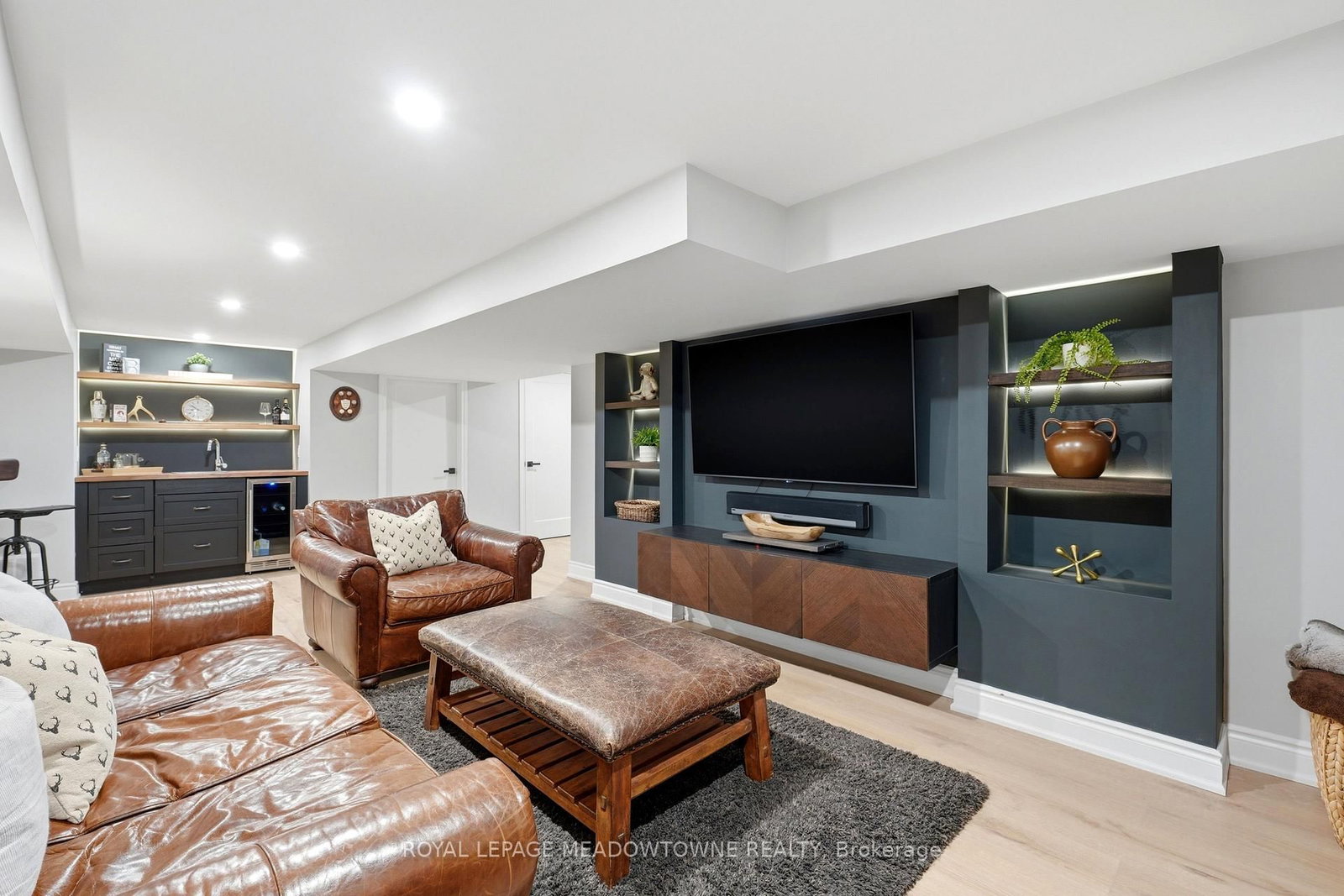 10916 22nd Side Road - Photo 33