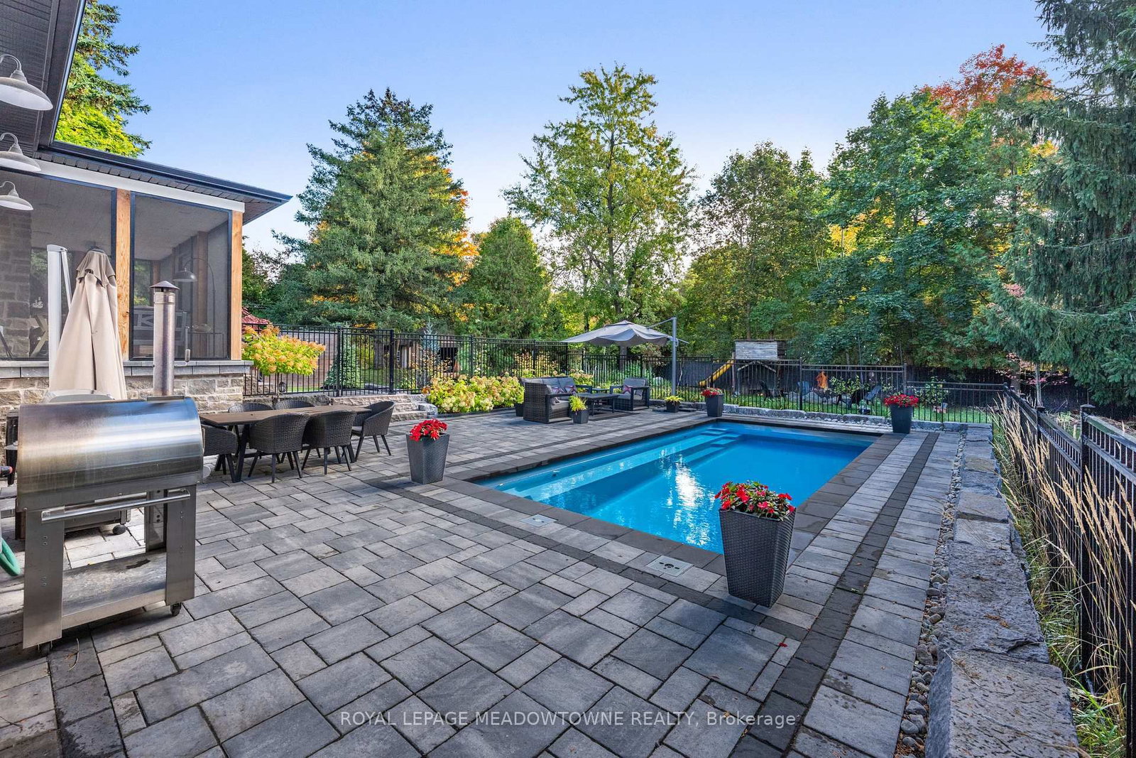 10916 22nd Side Road - Photo 40