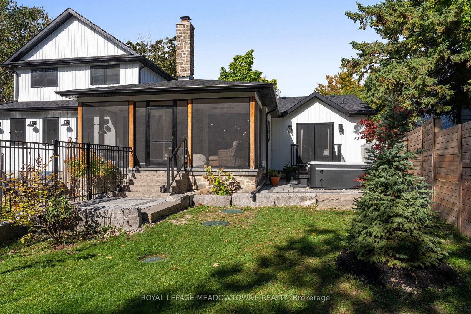 10916 22nd Side Road - Photo 43