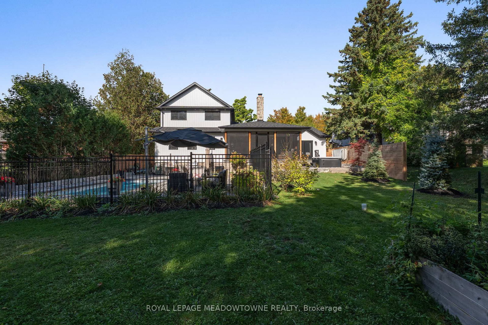 10916 22nd Side Road - Photo 45